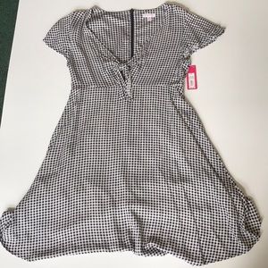 New Xhilaration gingham keyhole medium dress